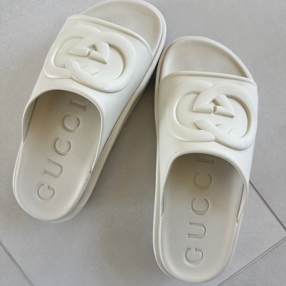 Gucci interlocking G pool slide - Picture 2 of 15